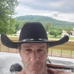 Profile Picture of Billy P Greene (@yllibluap) on Facebook