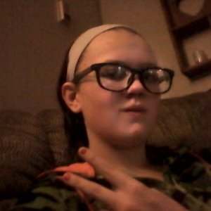 Sara Maines - Twitter Profile Picture of Sara Maines (@baesrock321) on Twitter