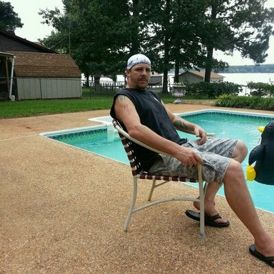 Profile Picture of Ben Burks (@bb_burks) on Twitter