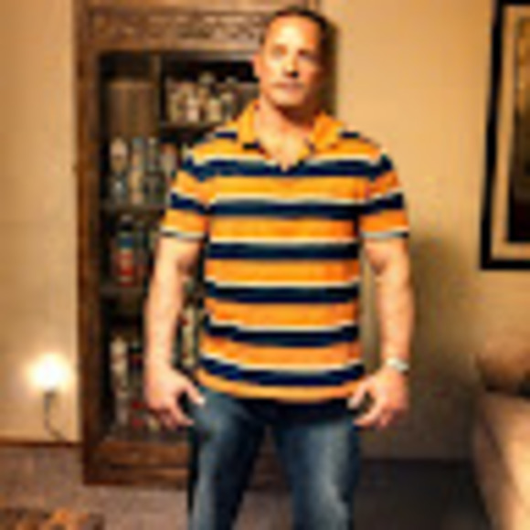 Profile Picture of Scott Holloway (@scotth1971) on Poshmark