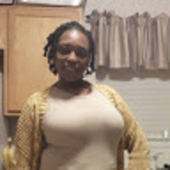 Profile Picture of Latoya Mouzone (@latoyamouzone51) on Poshmark