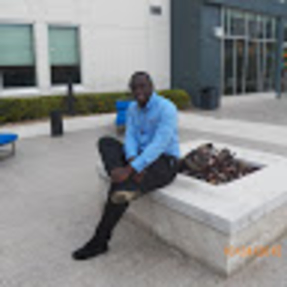 Profile Picture of Stephen Kerr (@stephenk1) on Poshmark