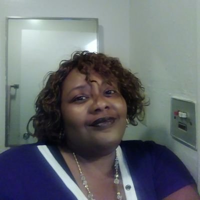 Profile Picture of Charise Jones (@charisejones) on Twitter