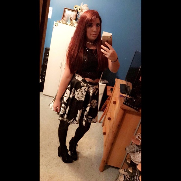 Profile Picture of Lexi Husick (@lexhusick) on Poshmark