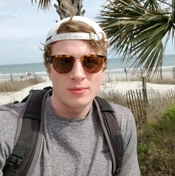 Profile Picture of Jonah Jones (@jonah3272) on Poshmark