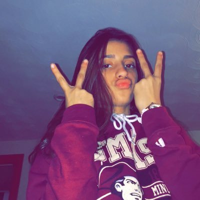 Profile Picture of Gabriella Camacho (@gxbyxo) on Twitter