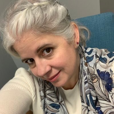 Profile Picture of Jennifer Webb (@motsch) on Twitter