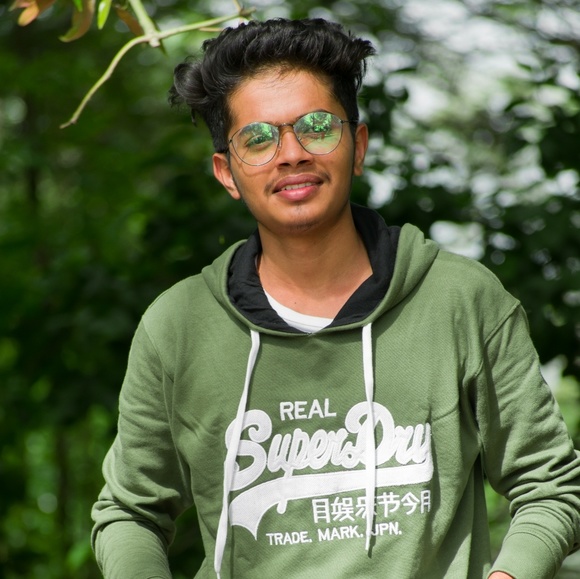 Profile Picture of Kishor Kishor dhulakhed (@skriusshhotri) on Poshmark