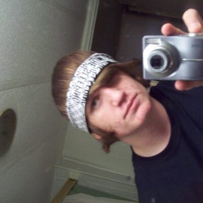 Profile Picture of Nick Westphal (@NickCanSaveYou) on Twitter