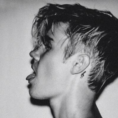 Profile Picture of KING IS BACK (@JBsHazelEyes) on Twitter