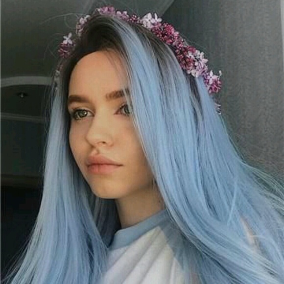 Profile Picture of Mariana Huling (@the_gay_bean) on Poshmark