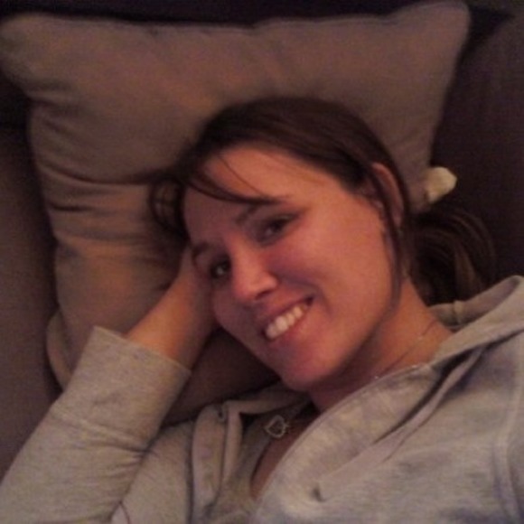 Profile Picture of Crystal Mudek (@c_mudek) on Poshmark