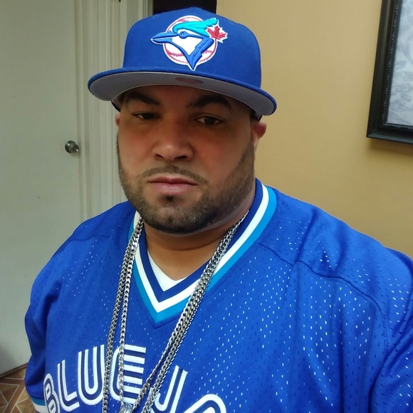 Profile Picture of Rogelio Vargas (@tatiquieto) on Poshmark