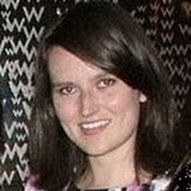 Profile Picture of Lara Young (@LaraFortuneTeller) on Youtube