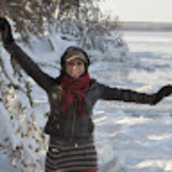 Profile Picture of Martyna Kuhlmann (@nonel) on Poshmark