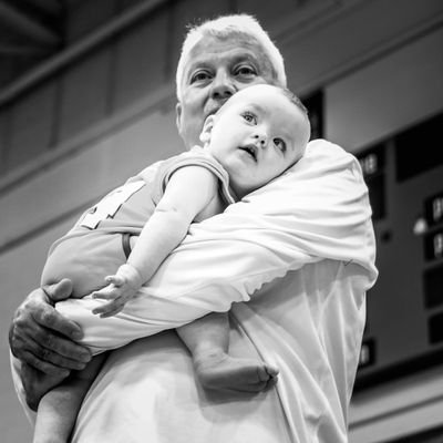 Profile Picture of Shawn Thacker (@CoachThacker) on Twitter