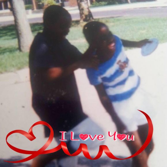 Profile Picture of Yolanda Shaw (@yammie86) on Poshmark