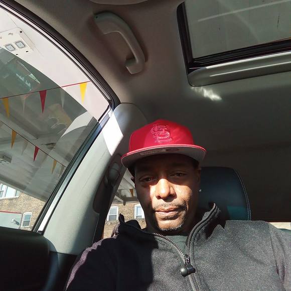 Profile Picture of Arvis Anderson (@arvisanderson) on Poshmark