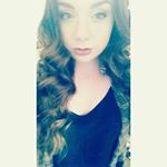 Profile Picture of Elizabeth Martindale (@misshappyplants710) on Instagram