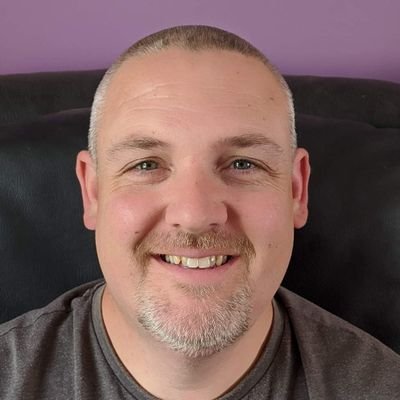 Profile Picture of David Amey (@DavidAmey8) on Twitter