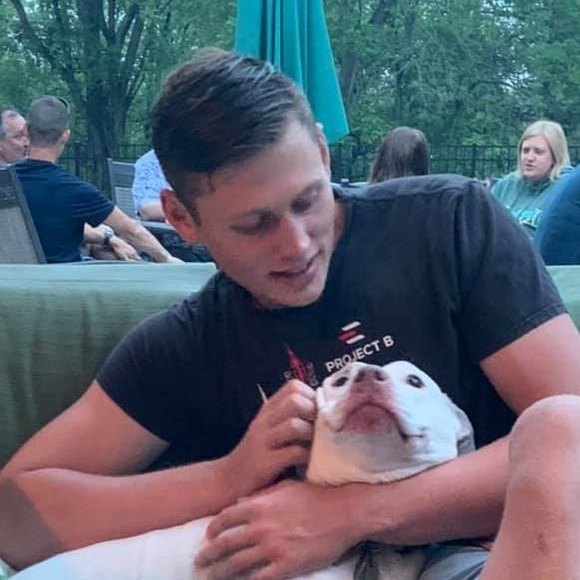 Profile Picture of Thomas Brady (@tjbv) on Poshmark