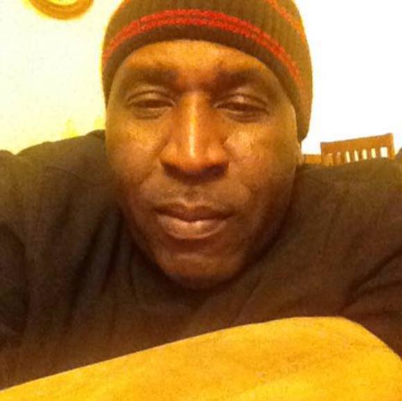 Profile Picture of Calvin Seaton (@shellianperry) on Poshmark