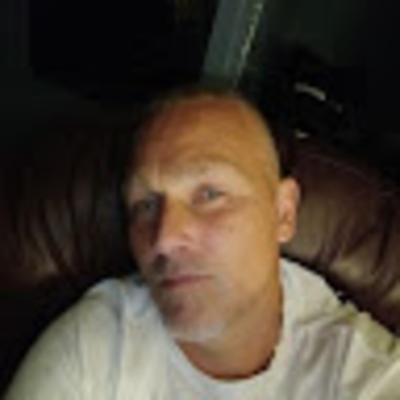 Profile Picture of Terry Devore (@terrydevore31) on Poshmark