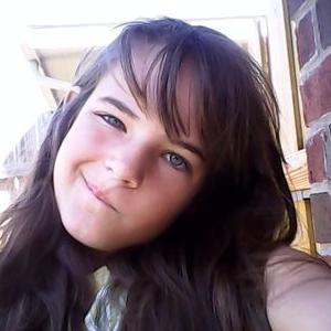 Profile Picture of Autumn Glenn (@AutumnGlenn12) on Twitter