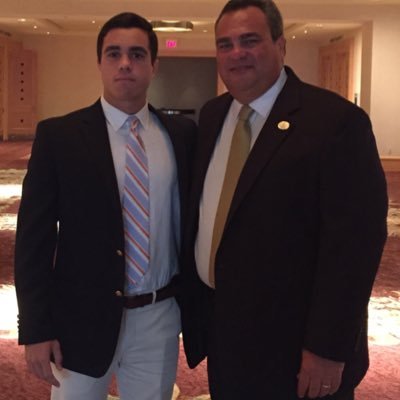 Profile Picture of Alex Mesa (@alexxmesa) on Twitter