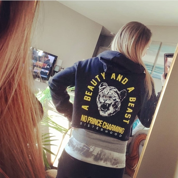 Cassandra Hickey - Poshmark Profile Picture of Cassandra Hickey (@cassandrahickey) on Poshmark