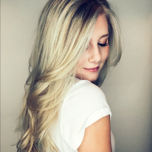 Vendela Bekebrede - Poshmark Profile Picture of Vendela Bekebrede (@vendelabek) on Poshmark