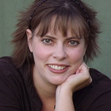 Profile Picture of Vicki V. Lucas (@VickiVLucas) on Twitter
