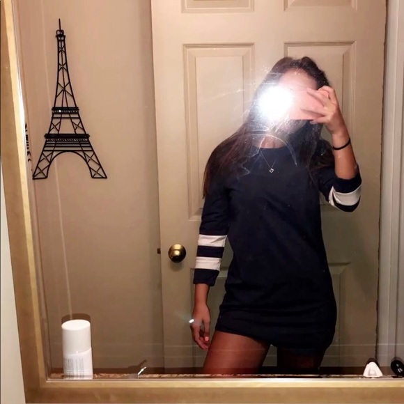 Profile Picture of Mackenzie Edinger (@kenz_ed) on Poshmark