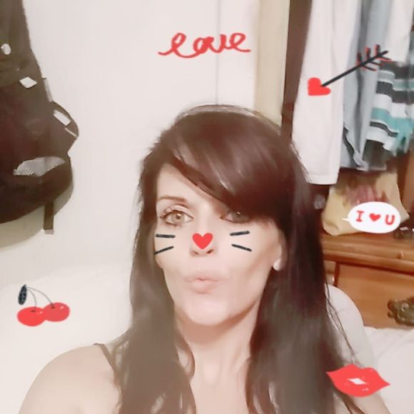 Profile Picture of Meagan Roberts (@reneeenglish199) on Poshmark