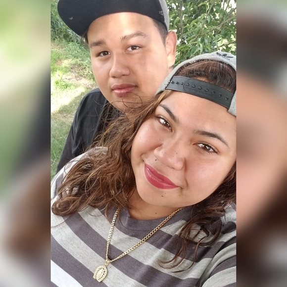 Profile Picture of Violeta Campos (@violeta_503) on Poshmark