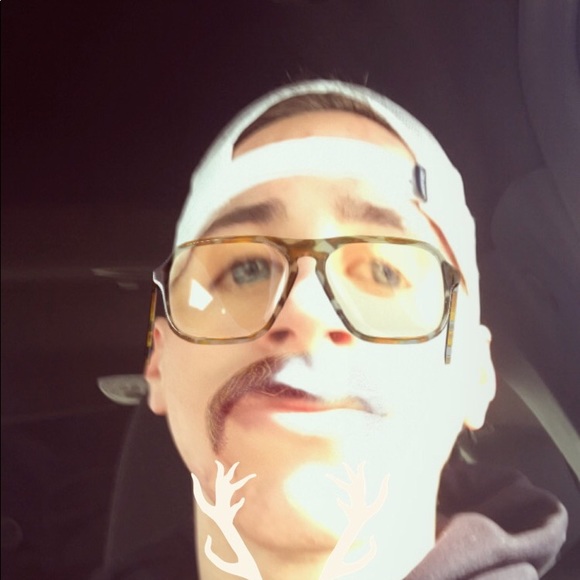 Profile Picture of Trent Noordsij (@tznoordsij) on Poshmark