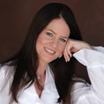 Profile Picture of Laurie Tatum (@laurietatumsellshomes) on Instagram