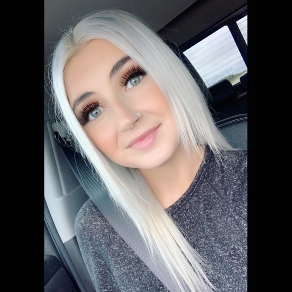 Profile Picture of Shaylene Shulko (@shaylene_shulko) on Poshmark