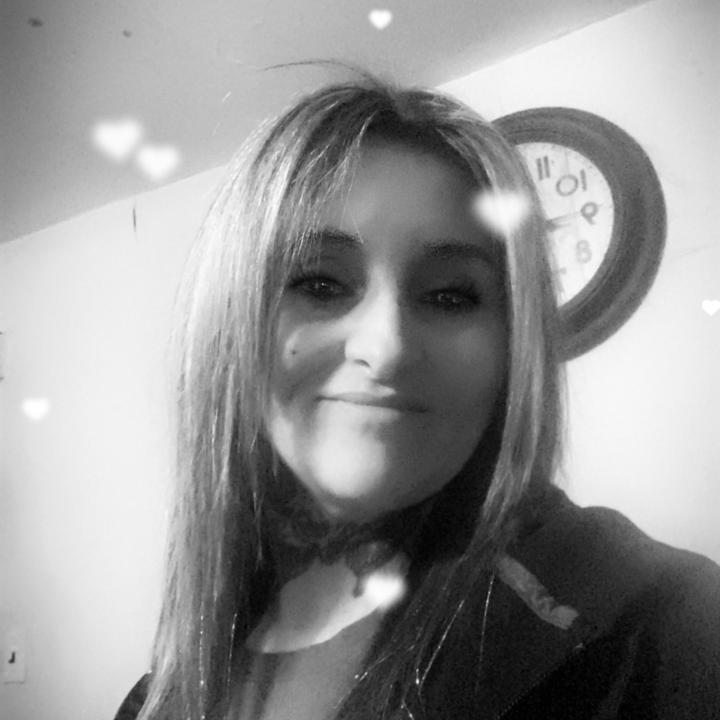 Profile Picture of Amanda Earnesty (@@backroadbeauty1012) on Tiktok
