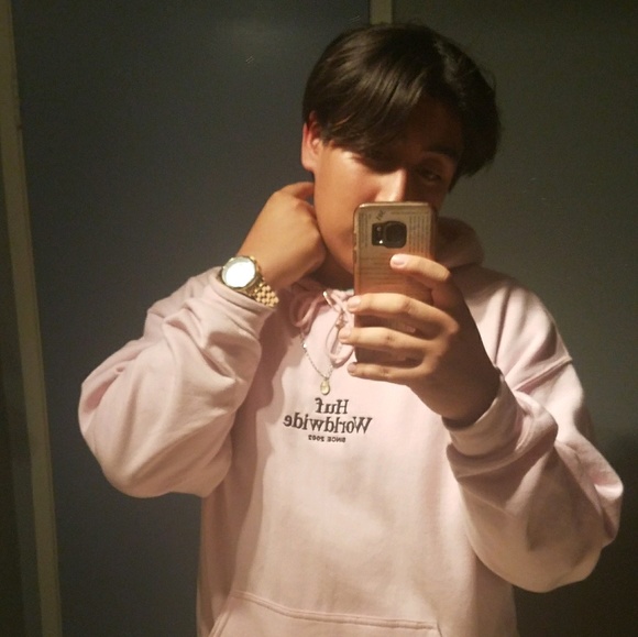 Profile Picture of Ivan Ledesma (@ivxn301) on Poshmark