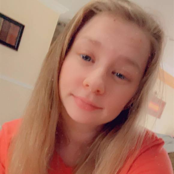 Profile Picture of Jasmine Cromwell (@diabetic2919) on Poshmark