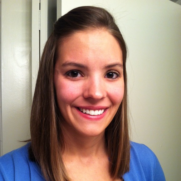 Profile Picture of Diane Blankers (@dianeblankers) on Poshmark