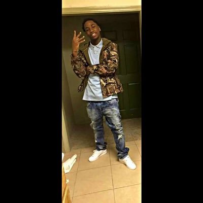 Profile Picture of Ke'Andre Booker (@_kmb14) on Twitter