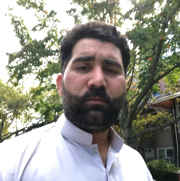 Profile Picture of Tahir Mahmood (@tahira224) on Poshmark