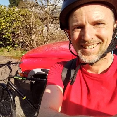 Profile Picture of Kevin Layden (@yeahyeah4life) on Twitter