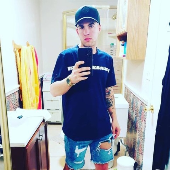 Profile Picture of Felix Monteagudo vargas (@angelocuba15) on Poshmark