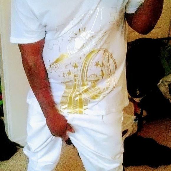 Profile Picture of Saucy Steezy (@crossnine709) on Poshmark