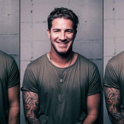 Profile Picture of Chris Pierson (@CPtheMusicMan) on Twitter