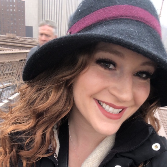 Tina Salpietro - Poshmark Profile Picture of Tina Salpietro (@tsalpietro) on Poshmark