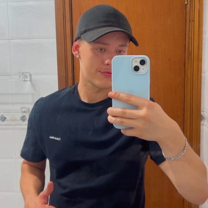 Profile Picture of Davi Faller (@dfalleer) on Tiktok